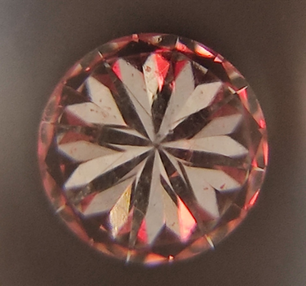 Diamante BR 0.308 VS2 J G DIAMANE · Corazones (H&A)