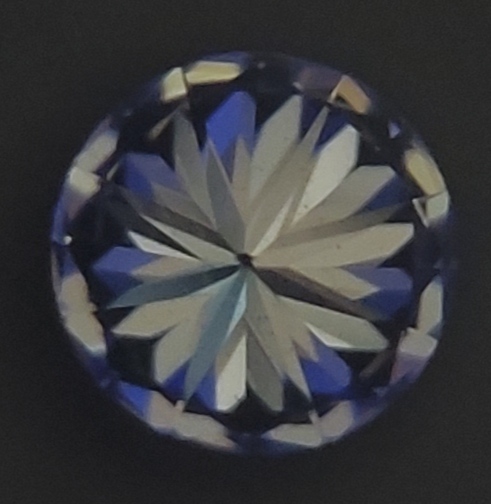 Diamante BR 0.597 VS1 F EX DIAMANE · Corazones (H&A)