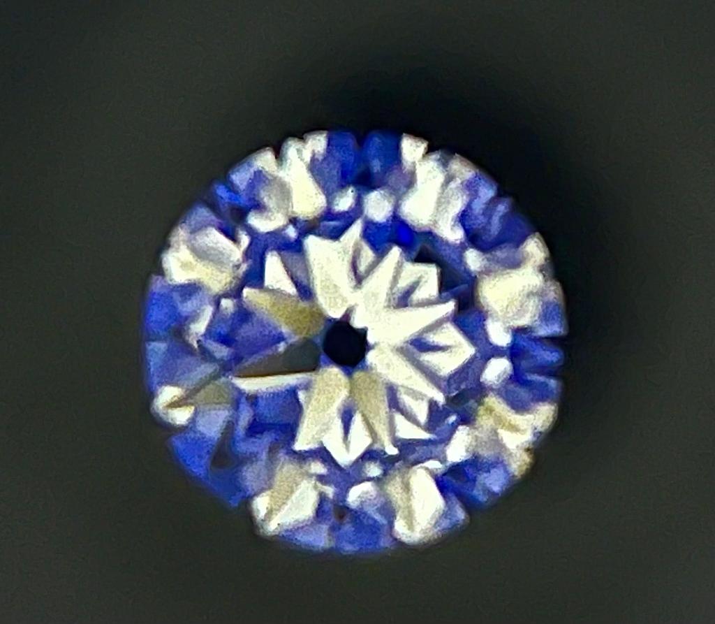 Diamante BR 0.702 VVS2 D EX DIAMANE · Flechas (H&A)