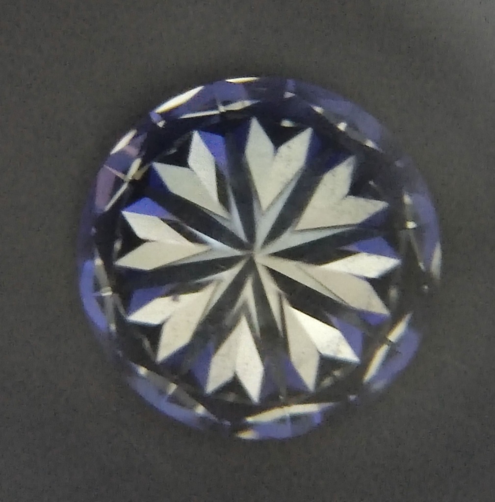 Diamante BR 1.456 VVS2 S G DIAMANE · Corazones (H&A)