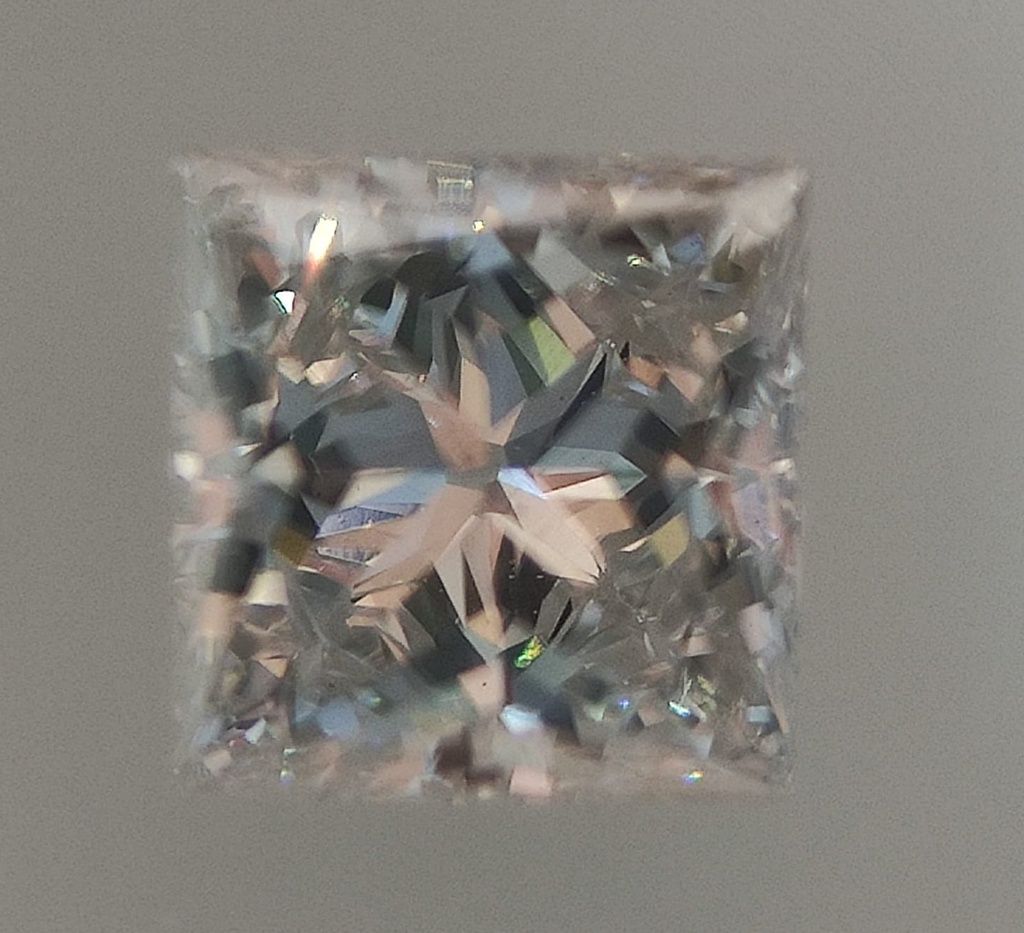 Diamante LAB PR 0.44 VVS2 F DIAMANE