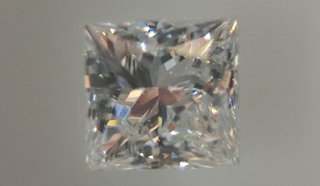Diamante PR 0.73 VS1 G DIAMANE