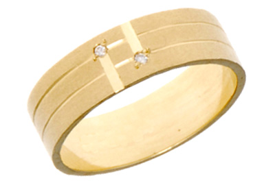 ARGOLLA MATE CON DOS LINEAS BRILLANTES Y DOS CIRCONIAS (Oro amarillo 18kt, 4mm, 4.0)